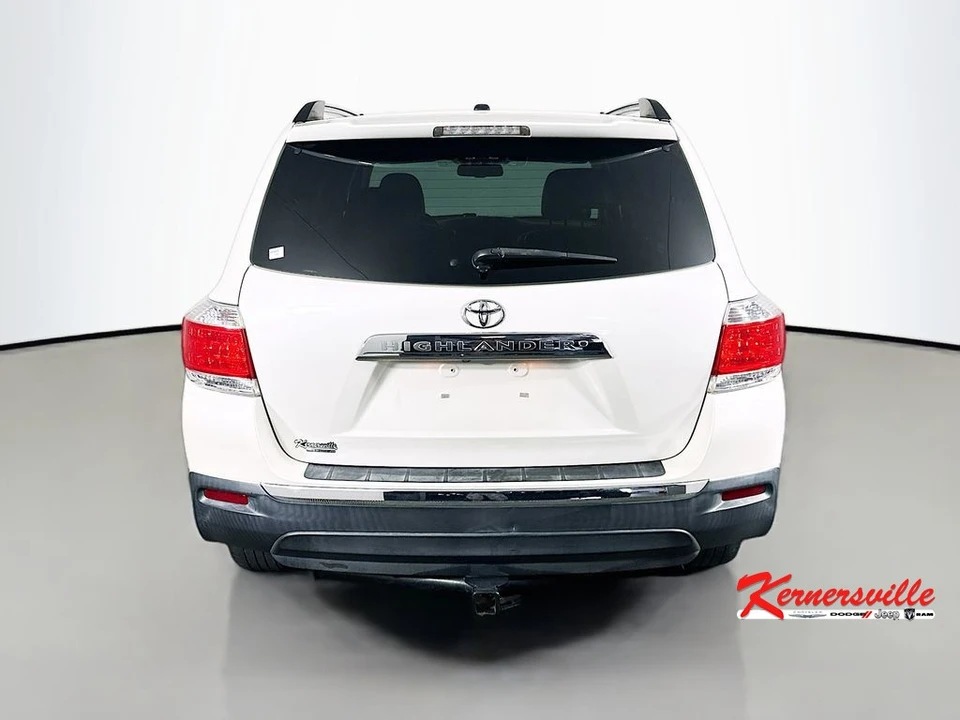 2013 Toyota Highlander - Image 6 of 12