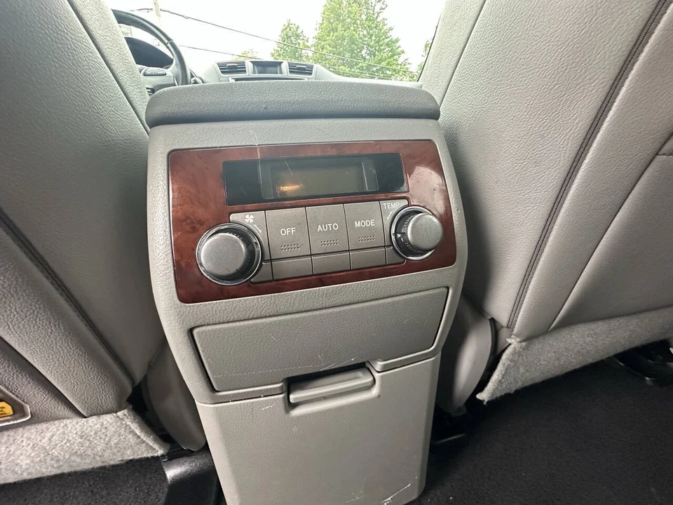 2013 Toyota Highlander - Image 16 of 21