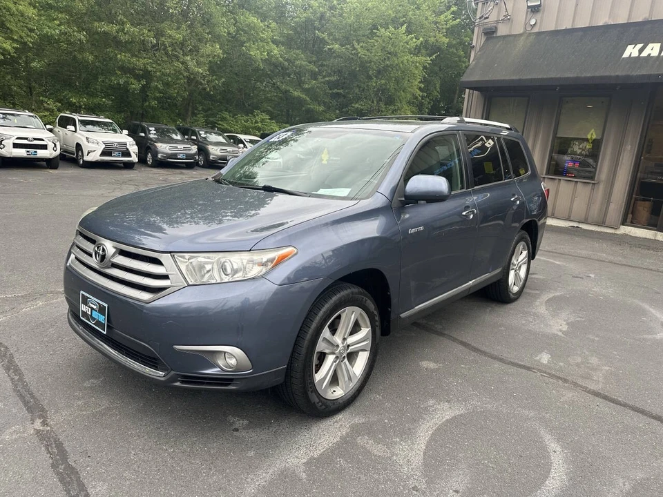 2013 Toyota Highlander - Image 3 of 21