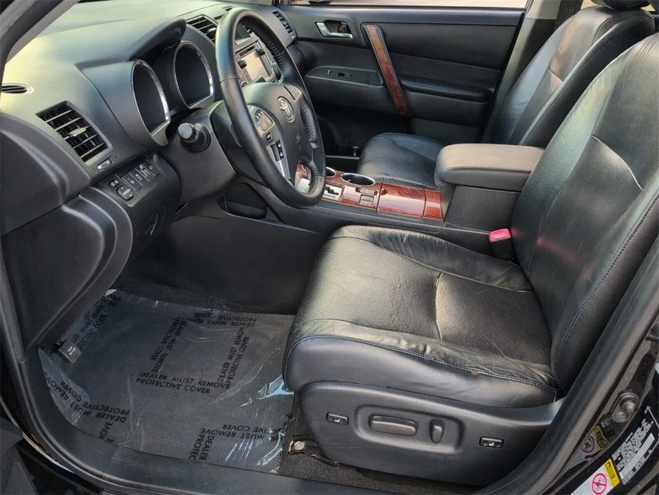 2013 Toyota Highlander - Image 7 of 21