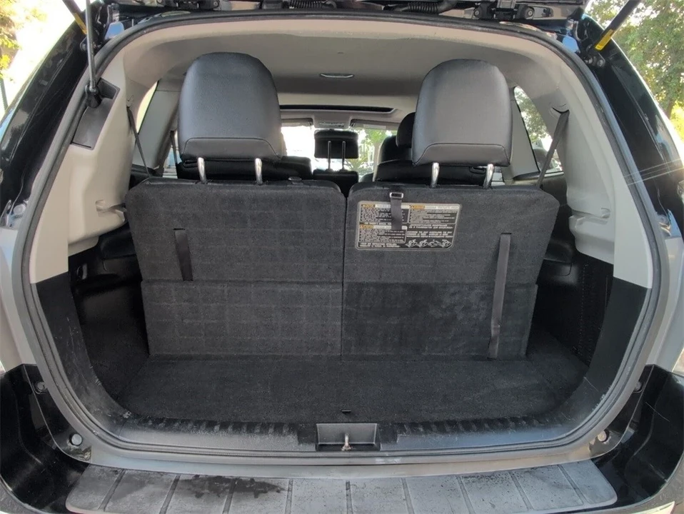 2013 Toyota Highlander - Image 11 of 21