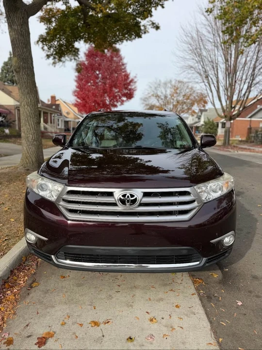2013 Toyota Highlander - Image 9 of 10