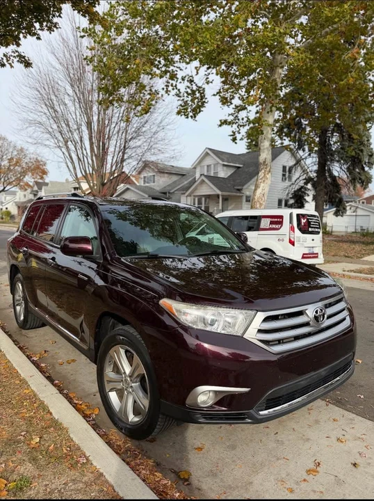 2013 Toyota Highlander - Image 10 of 10