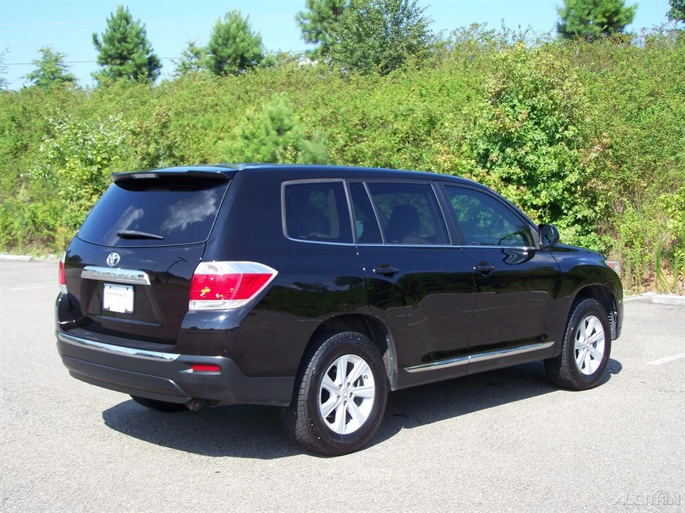2013 Toyota Highlander - Image 4 of 12