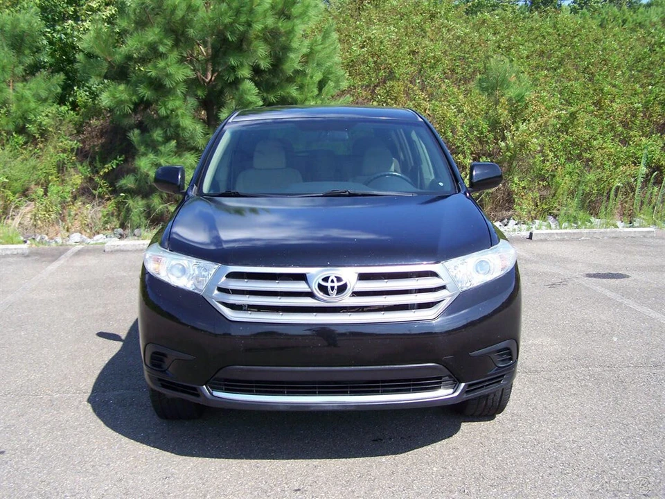 2013 Toyota Highlander - Image 11 of 12