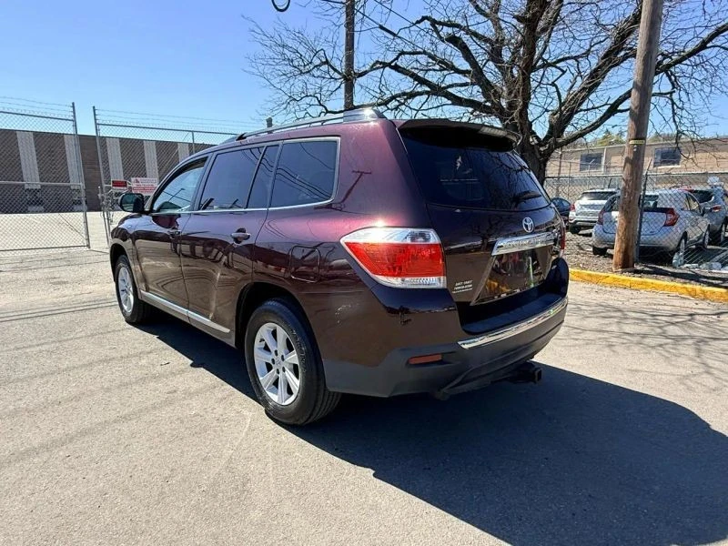 2013 Toyota Highlander - Image 7 of 12