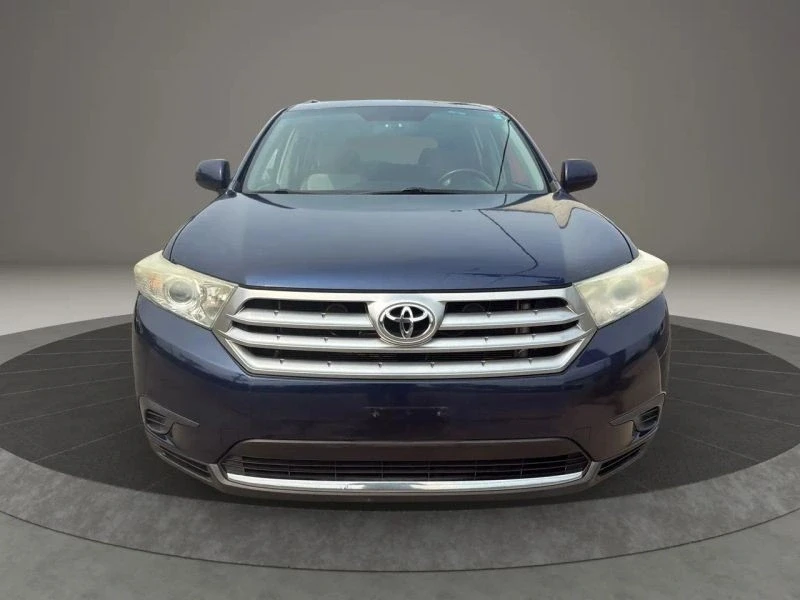 2013 Toyota Highlander - Image 2 of 12