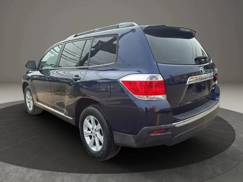 2013 Toyota Highlander - Image 7 of 12