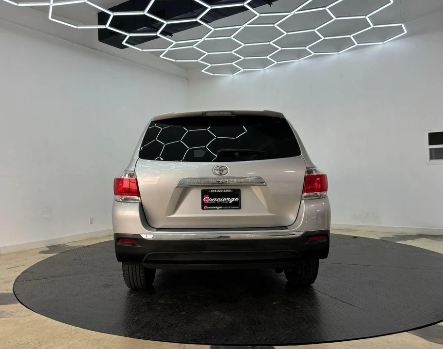 2013 Toyota Highlander - Image 5 of 18