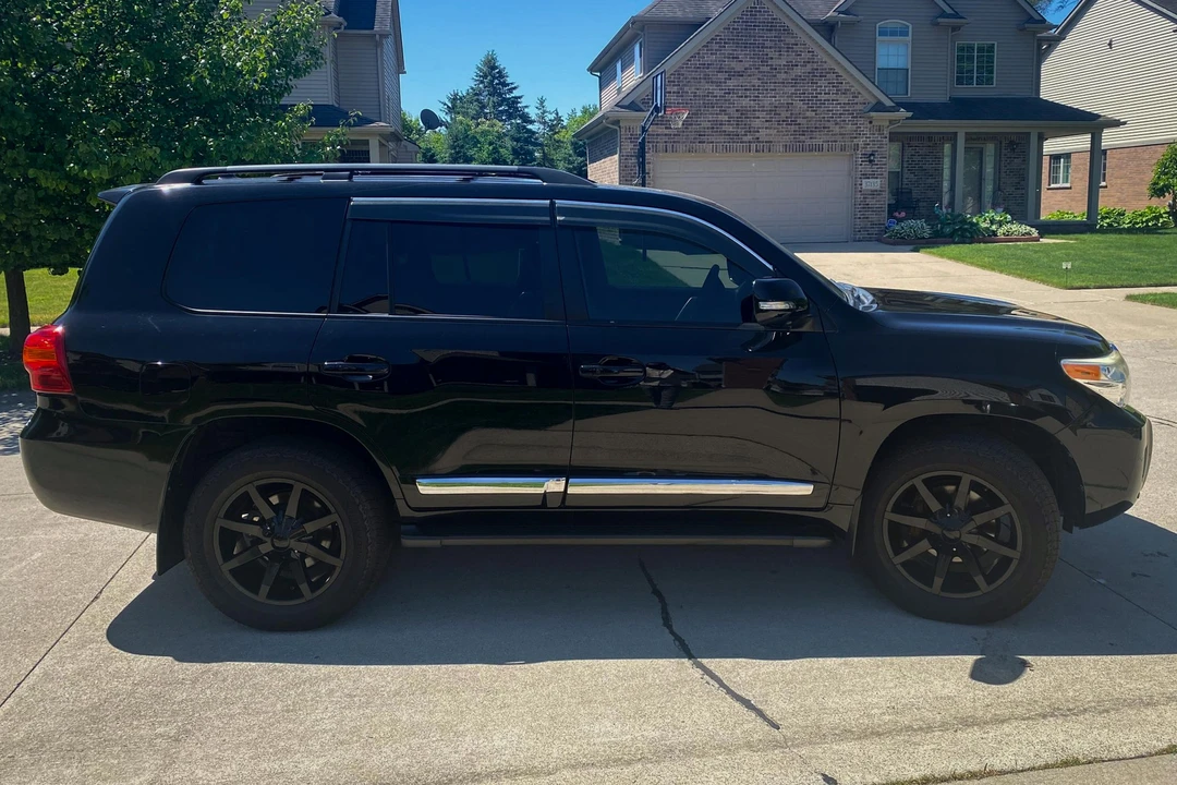2013 Toyota J200 Land Cruiser - Image 3 of 31