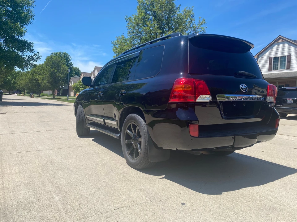 2013 Toyota J200 Land Cruiser - Image 10 of 31