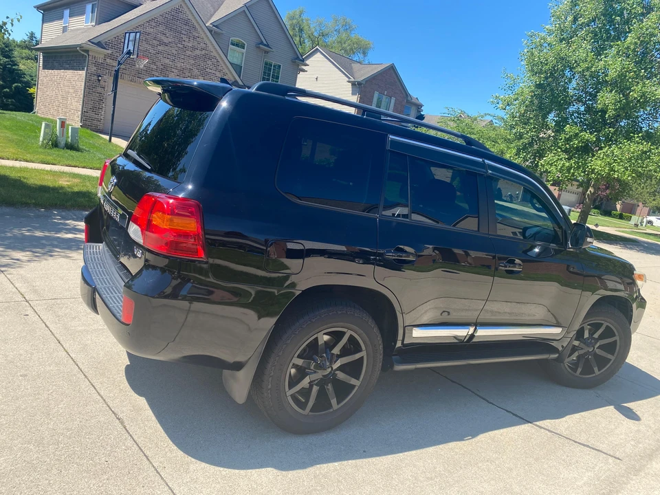 2013 Toyota J200 Land Cruiser - Image 14 of 31