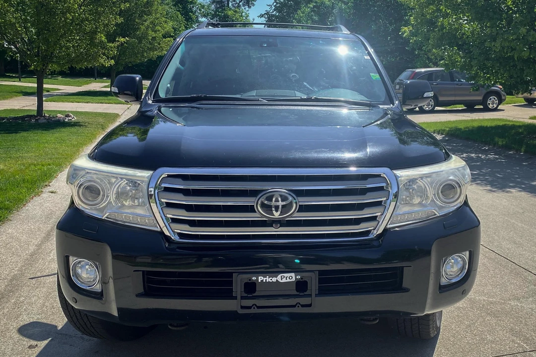 2013 Toyota J200 Land Cruiser - Image 2 of 31
