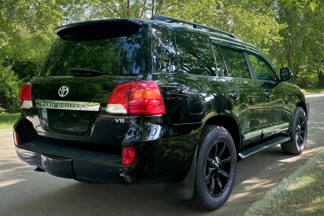 2013 Toyota J200 Land Cruiser - Image 4 of 31