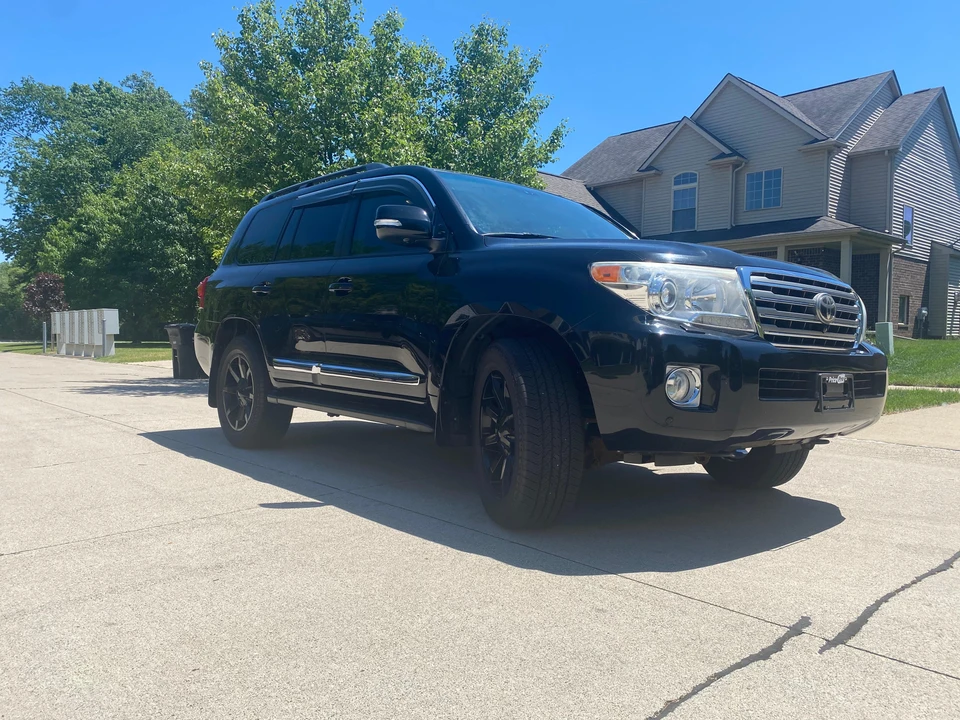 2013 Toyota J200 Land Cruiser - Image 15 of 31