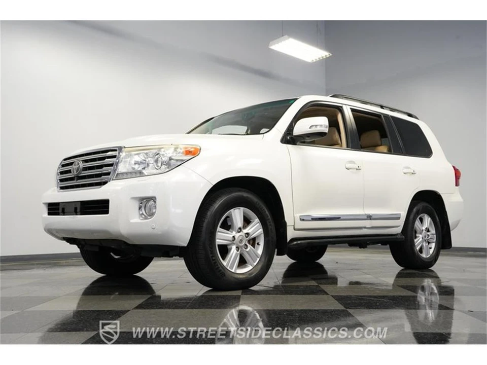 2013 Toyota J200 Land Cruiser - Image 19 of 31