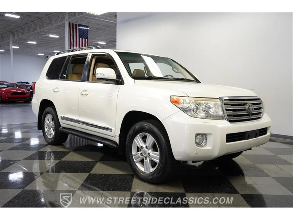 2013 Toyota J200 Land Cruiser - Image 15 of 31