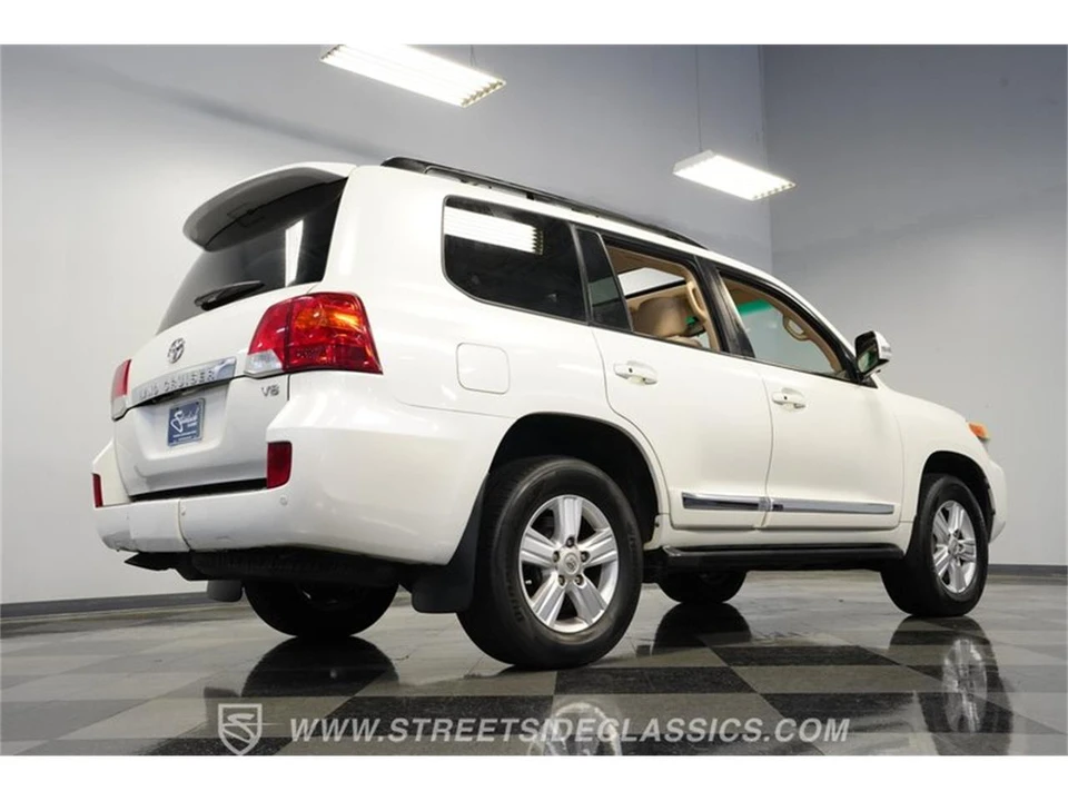 2013 Toyota J200 Land Cruiser - Image 25 of 31