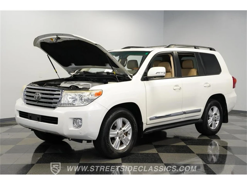 2013 Toyota J200 Land Cruiser - Image 29 of 31