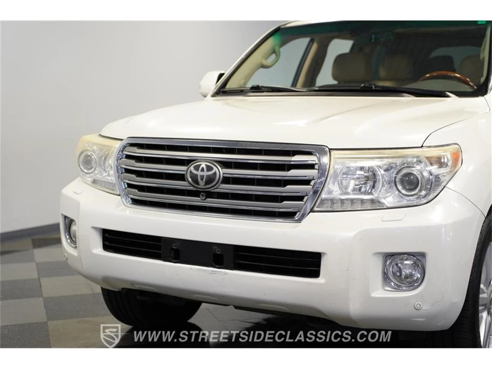 2013 Toyota J200 Land Cruiser - Image 18 of 31
