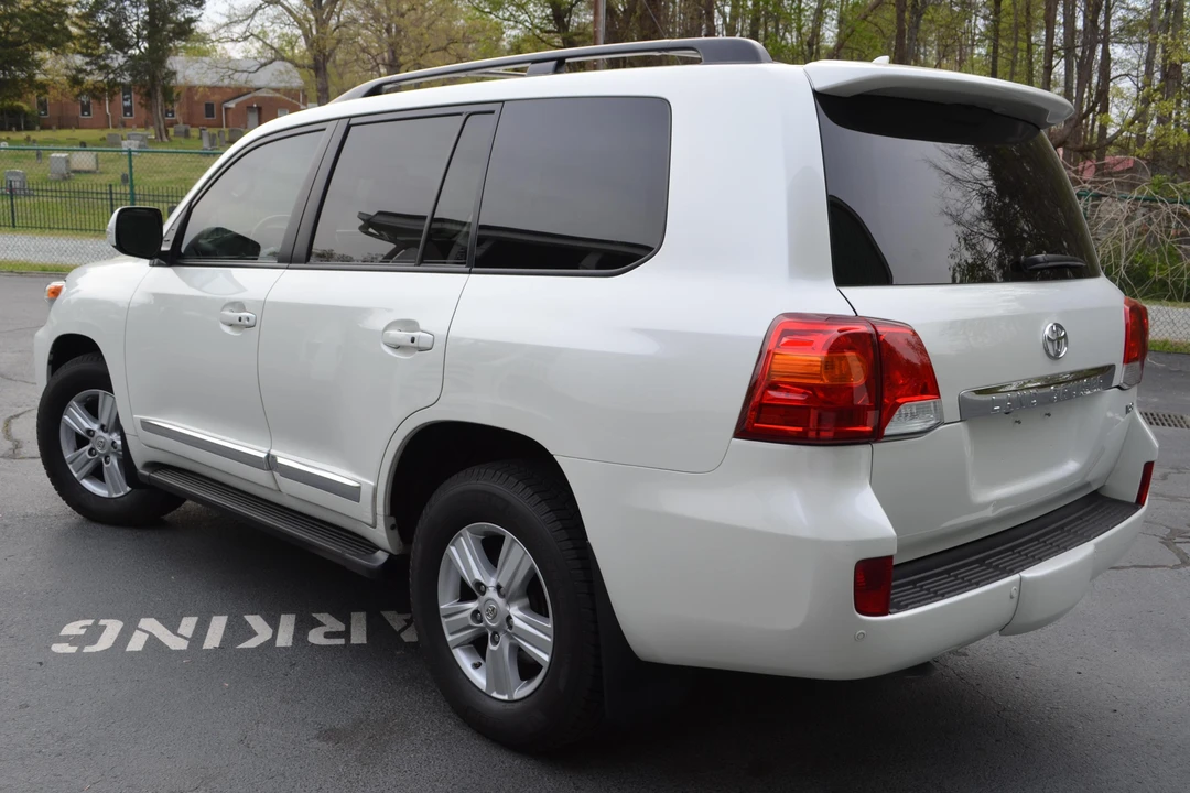 2013 Toyota J200 Land Cruiser - Image 4 of 19