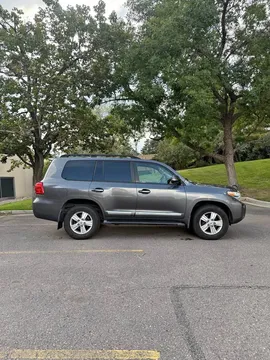 2013 Toyota Land Cruiser
