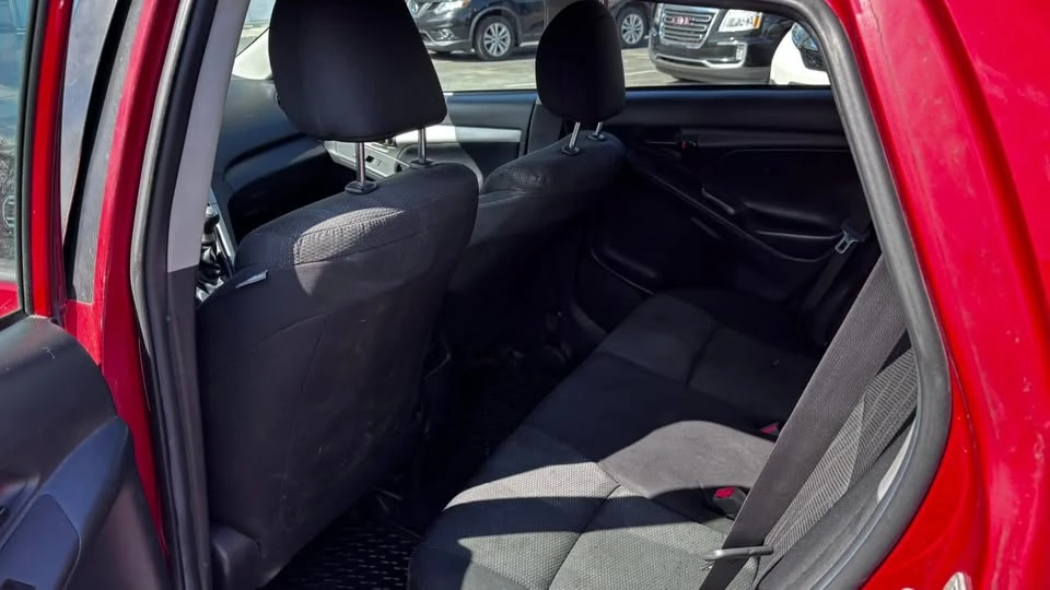 2013 Toyota Matrix 2nd Gen - Image 15 of 18