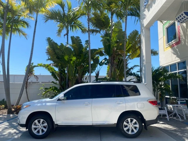 2013 Toyota Highlander - Image 5 of 21