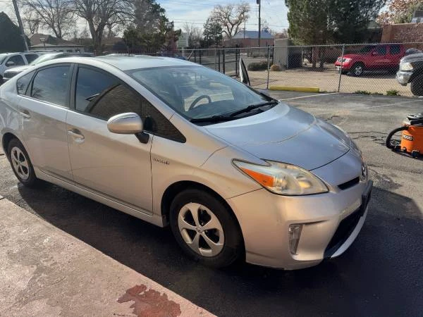 2013 Toyota Prius 3rd Gen - Image 2 of 4