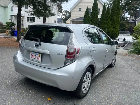 2013 Toyota Prius C
