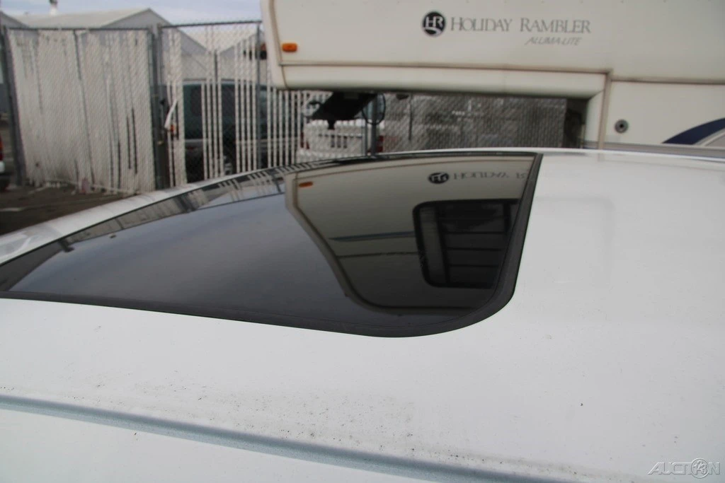 2013 Toyota Prius 3rd Gen - Image 11 of 21