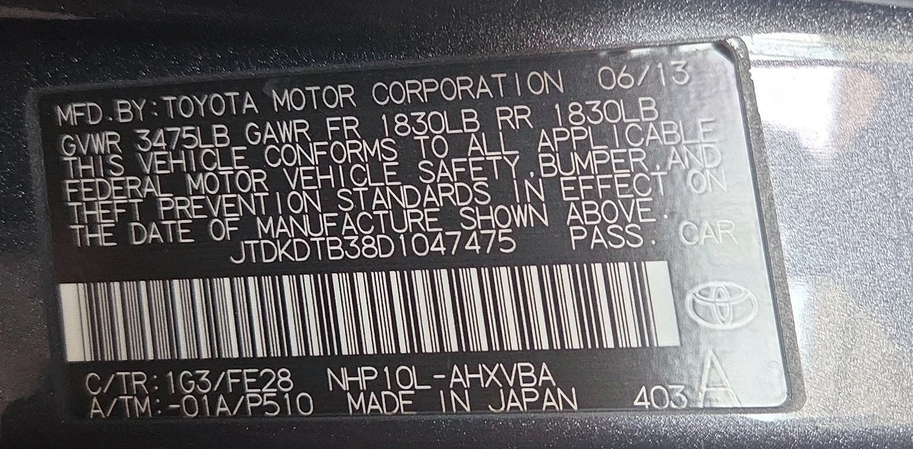 2013 Toyota Prius 3rd Gen - Image 9 of 9