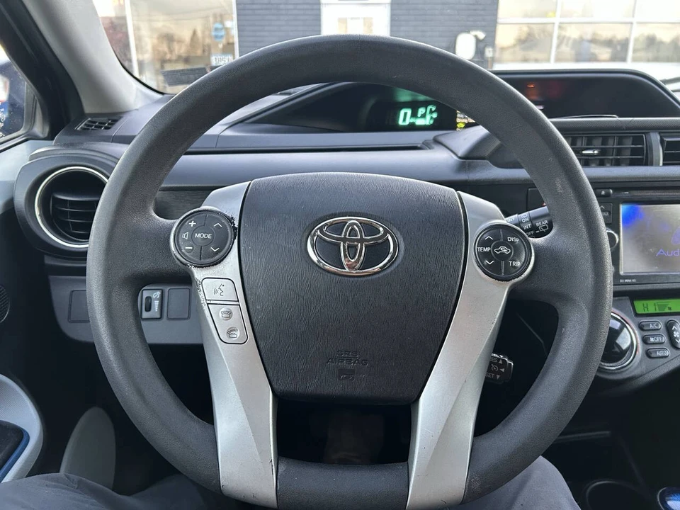 2013 Toyota Prius 3rd Gen - Image 12 of 21