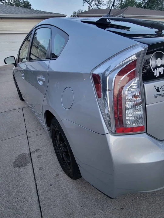 2013 Toyota Prius 3rd Gen - Image 13 of 20