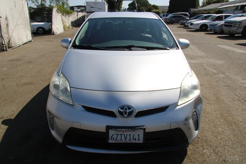 2013 Toyota Prius 3rd Gen - Image 11 of 21