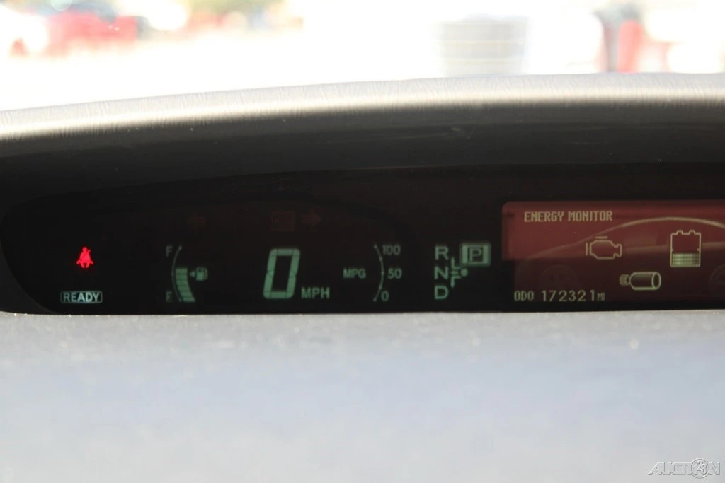 2013 Toyota Prius 3rd Gen - Image 18 of 21