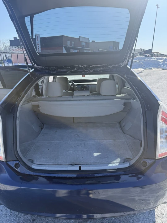 2013 Toyota Prius 3rd Gen - Image 7 of 15