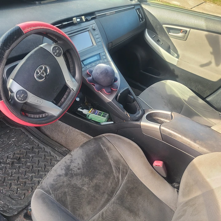 2013 Toyota Prius 3rd Gen - Image 4 of 6