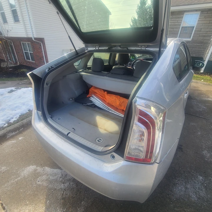 2013 Toyota Prius 3rd Gen - Image 6 of 6