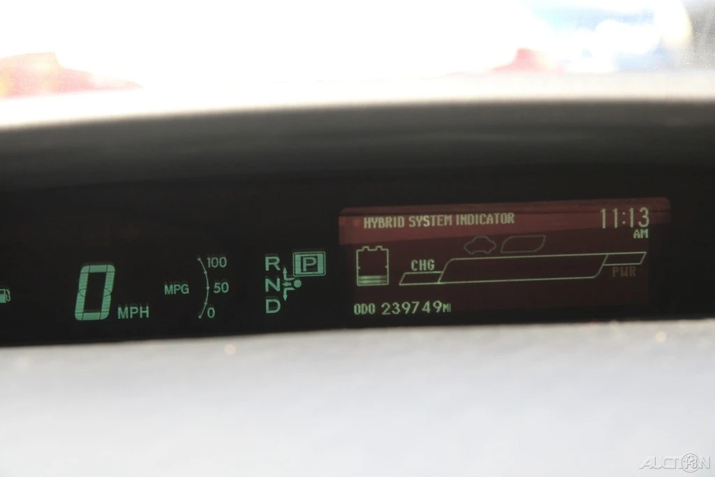 2013 Toyota Prius 3rd Gen - Image 16 of 21