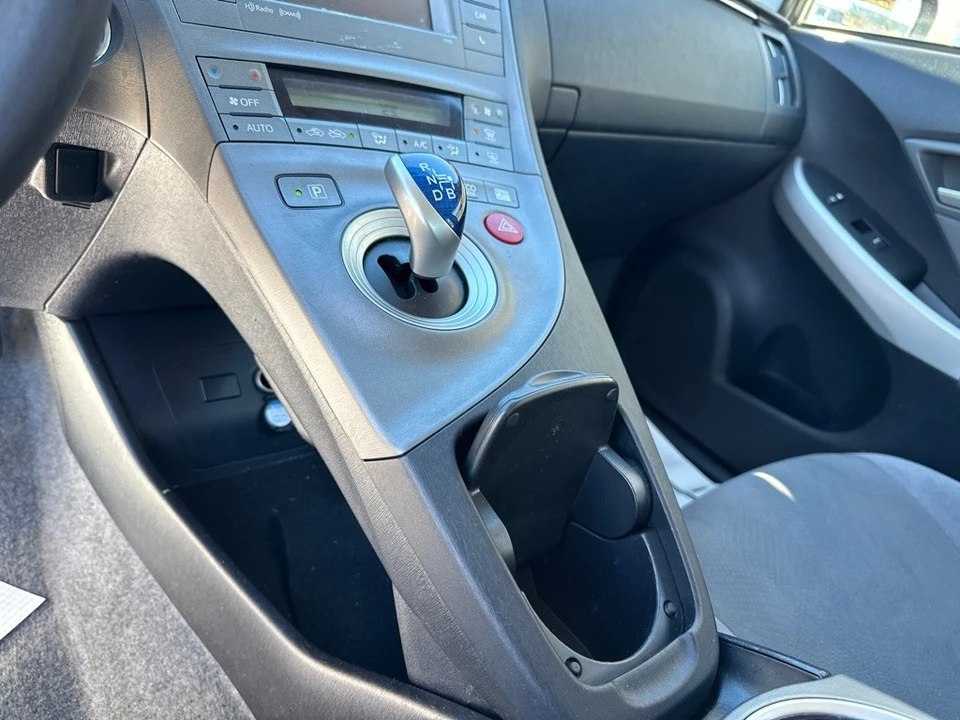 2013 Toyota Prius 3rd Gen - Image 15 of 15