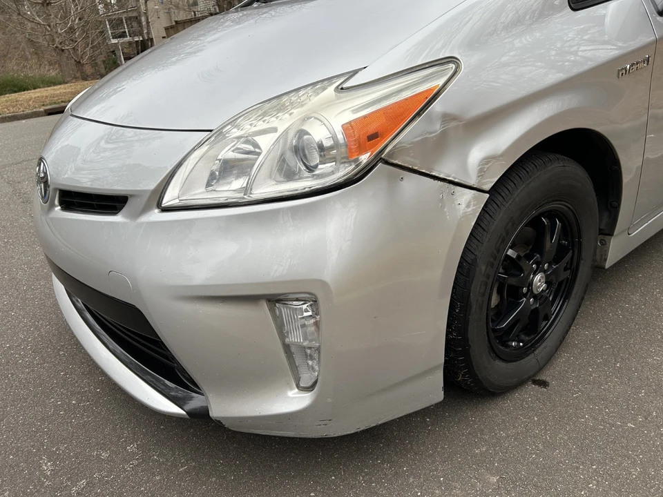 2013 Toyota Prius 3rd Gen - Image 9 of 20