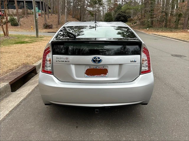 2013 Toyota Prius 3rd Gen - Image 7 of 20