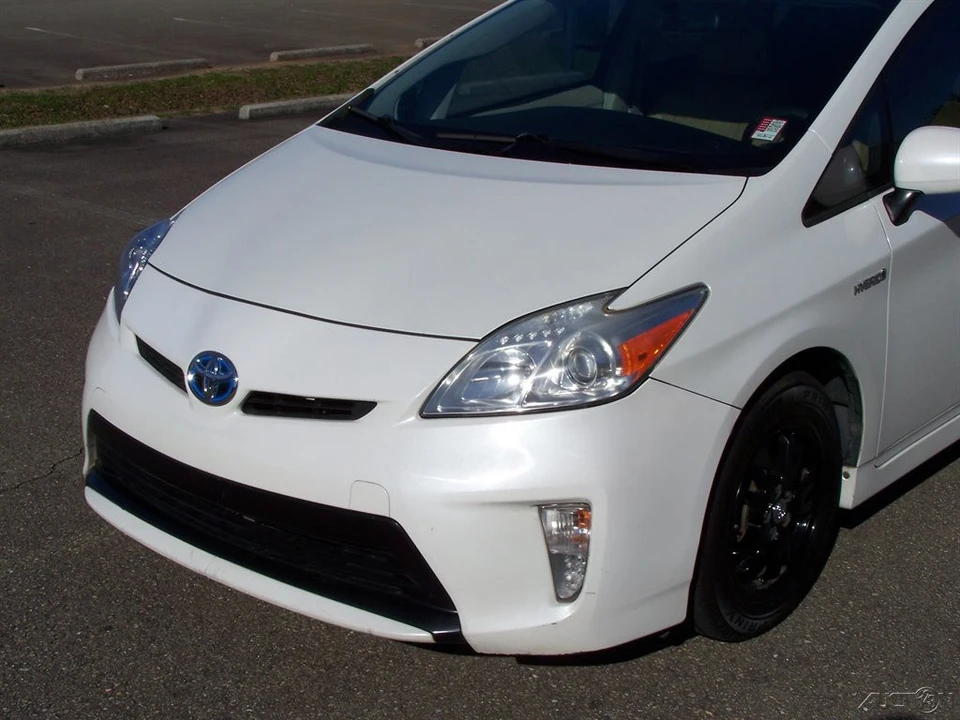 2013 Toyota Prius 3rd Gen - Image 12 of 12