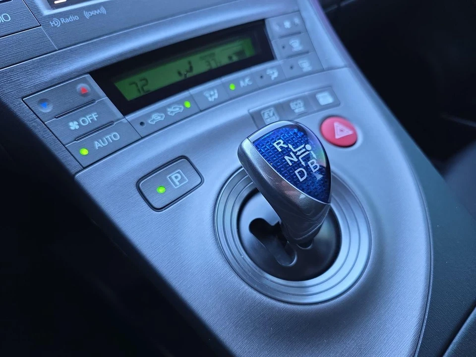 2013 Toyota Prius 3rd Gen - Image 10 of 21