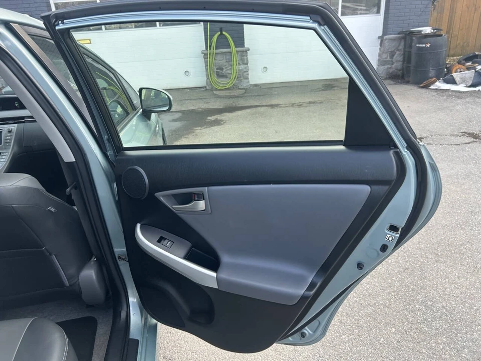 2013 Toyota Prius 3rd Gen - Image 22 of 25