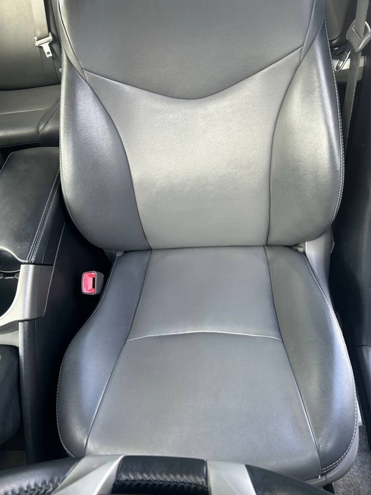 2013 Toyota Prius 3rd Gen - Image 14 of 25