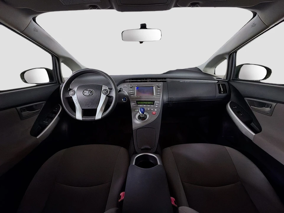 2013 Toyota Prius 3rd Gen - Image 10 of 21