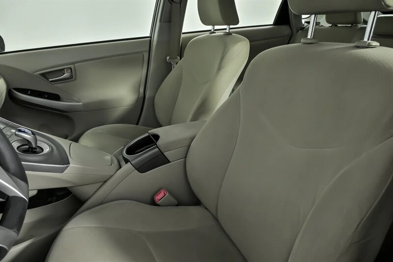 2013 Toyota Prius 3rd Gen - Image 18 of 21