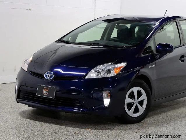 2013 Toyota Prius 3rd Gen - Image 2 of 21